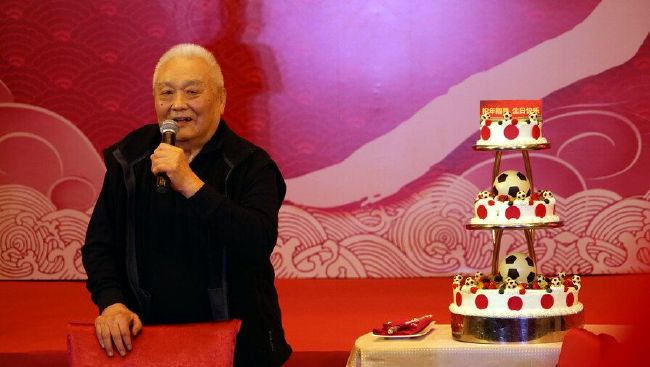 青年人的方钢